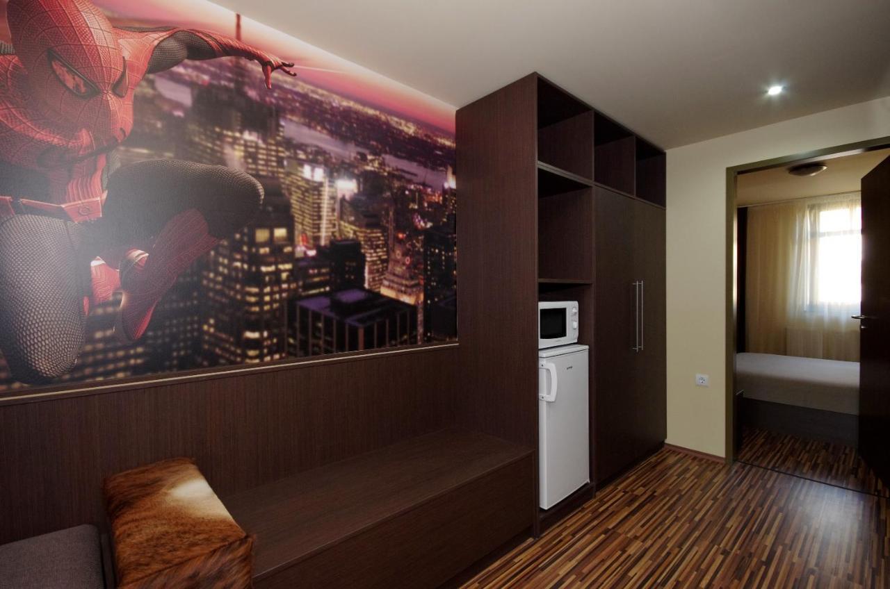 Corvin Apartman Gyula Luaran gambar